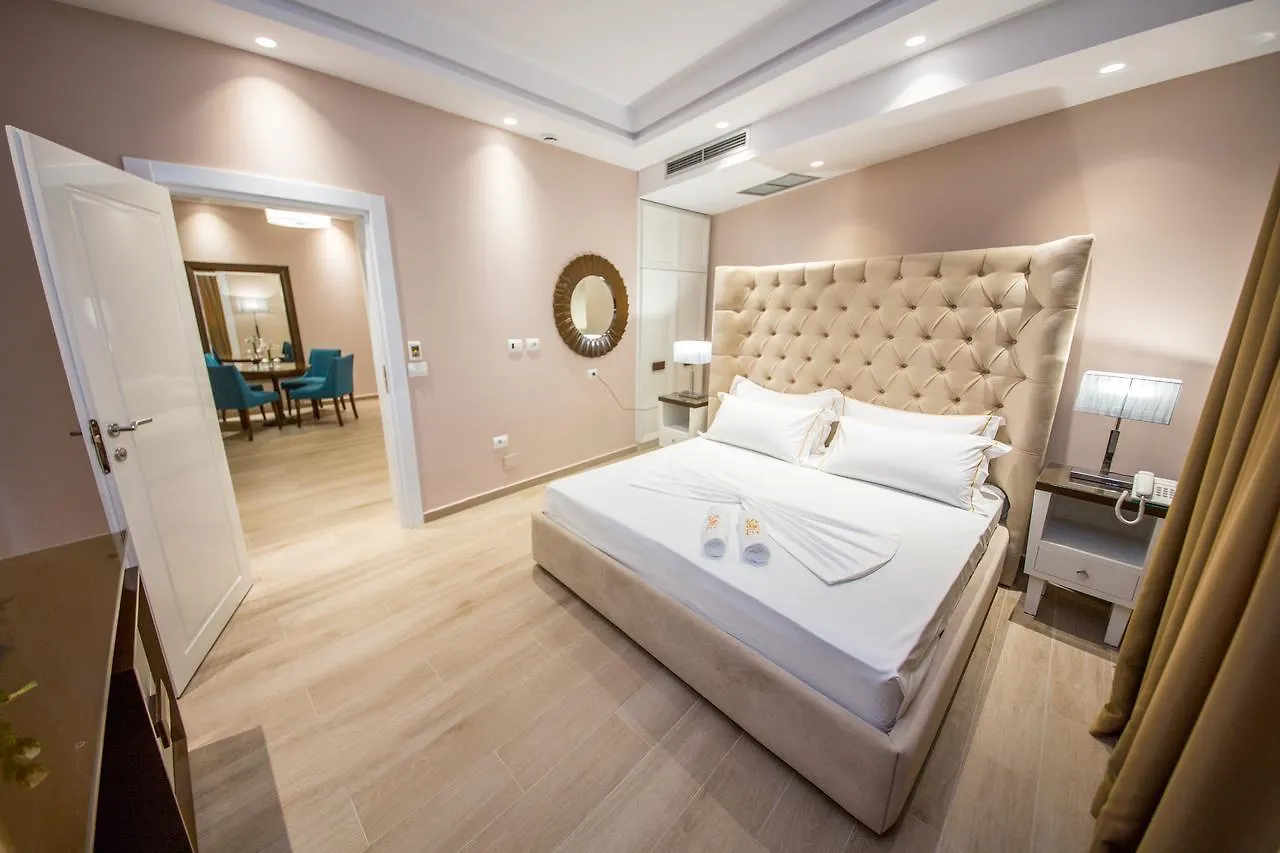 Sole Luna Hotel Borsh 4*,