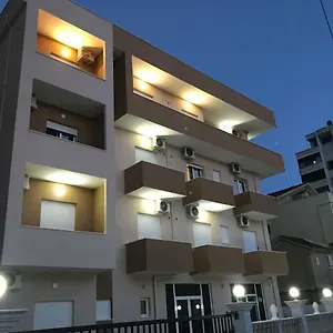 Отель Dedej